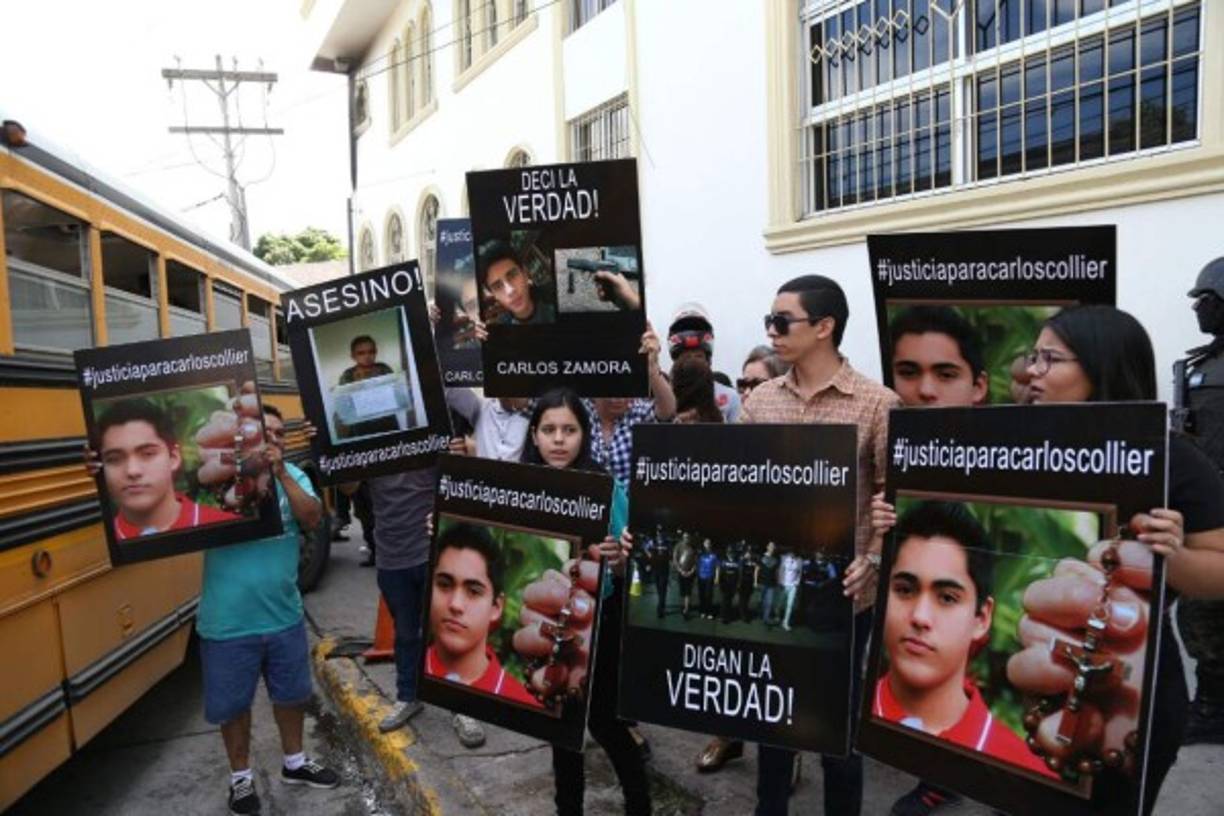 Hasta el momento los demás implicados, todos jóvenes menores de 30 años, manifiestan que Collier se suicidió dándose varios disparos en la cabeza.<br/>