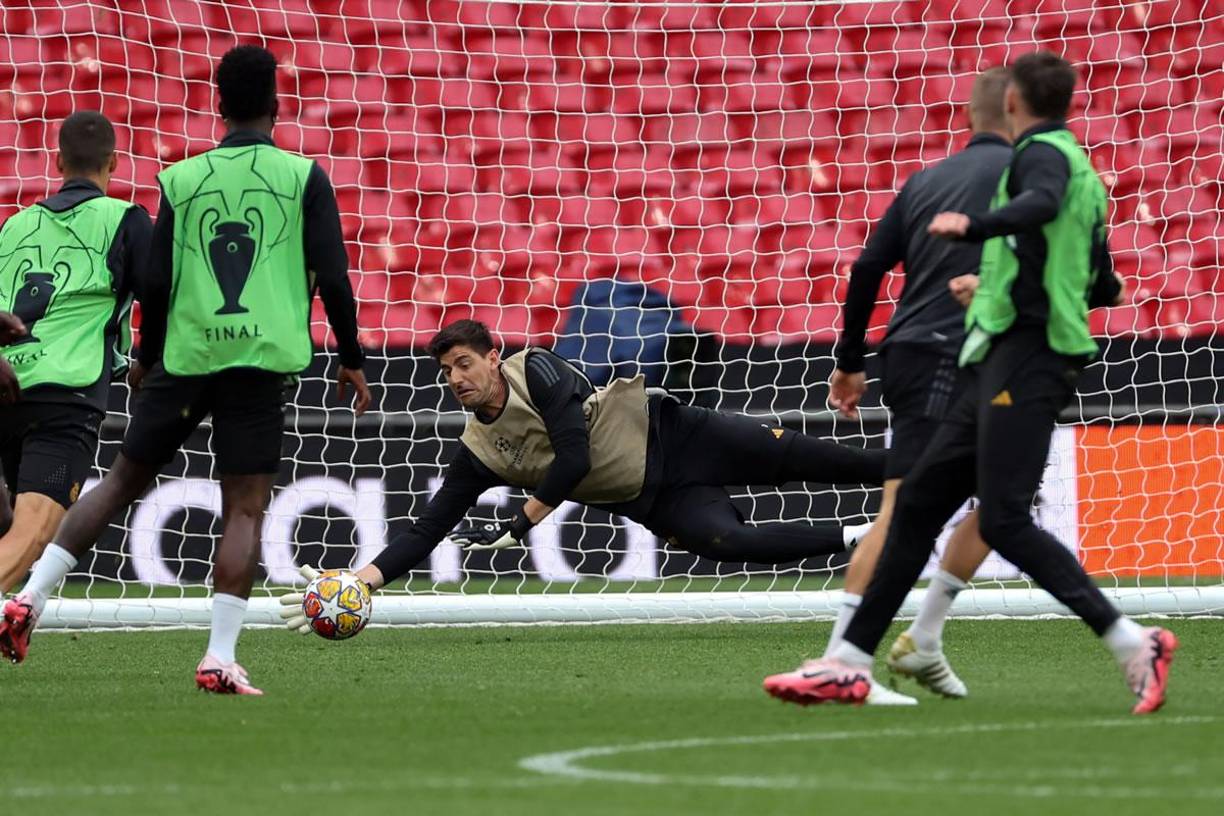 Pese a los dos goles que encajó el portero belga, dejó un par de grandes paradas, especialmente una a bocajarro al propio Joselu.