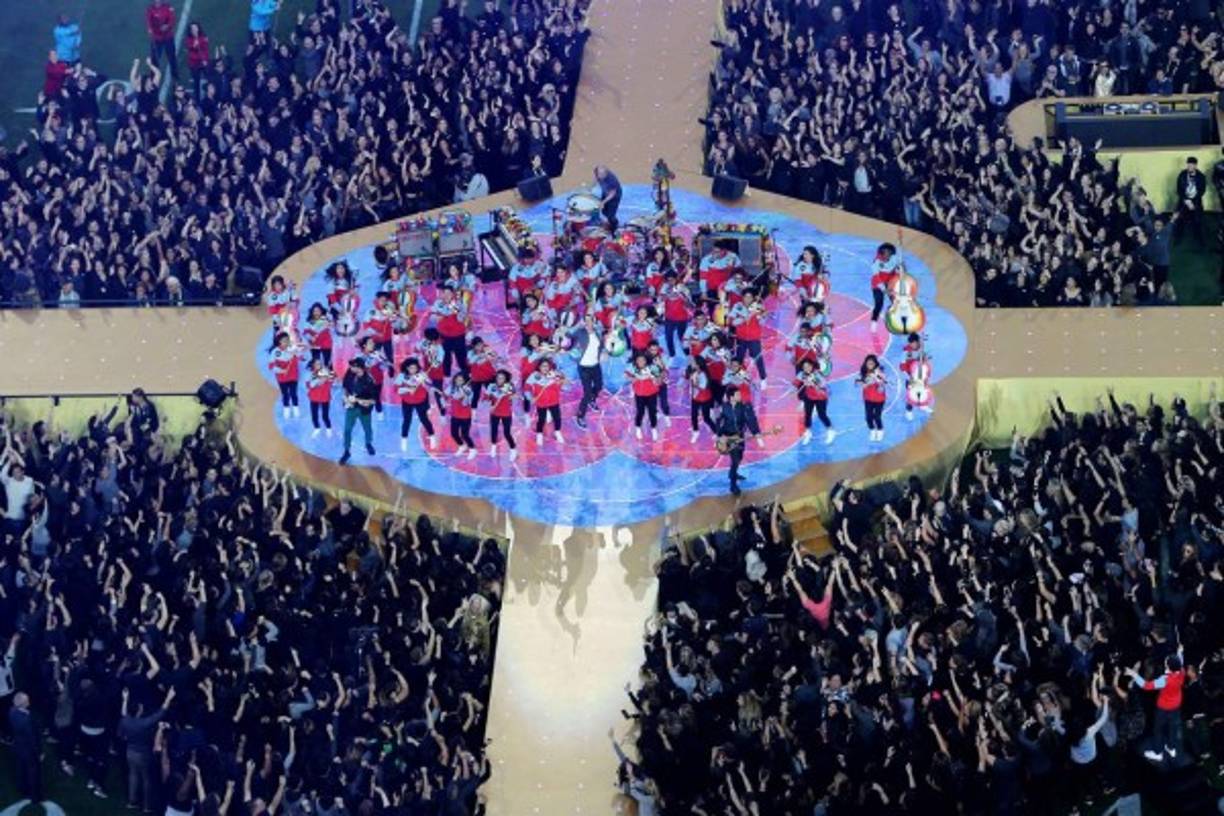 El show fue patrocinado por Pepsi.