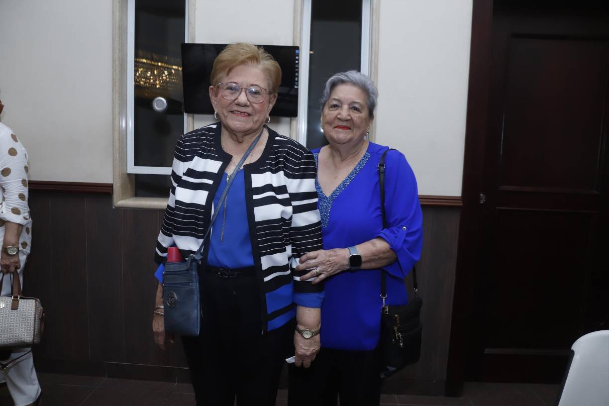 Lila de Pagoaga y Rosalía de Fuentes