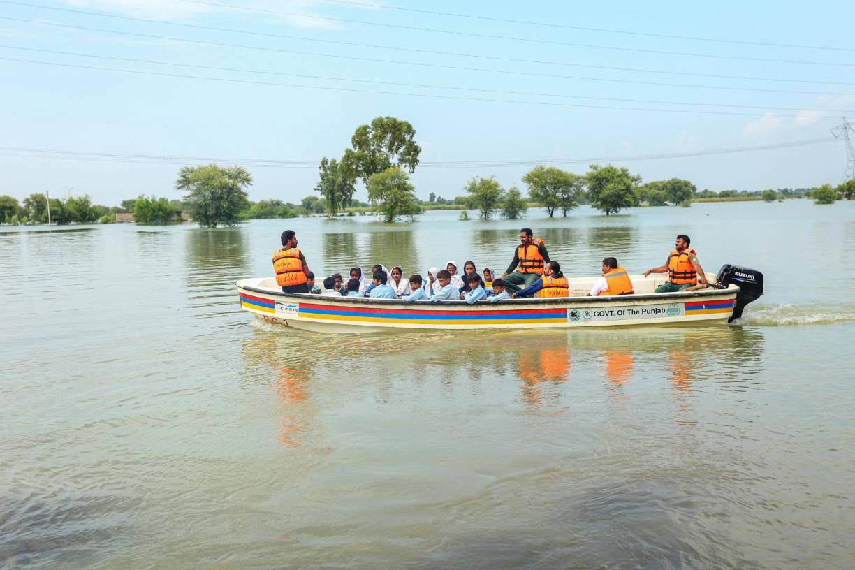 “Hay un océano de agua por todos lados”, añadió.