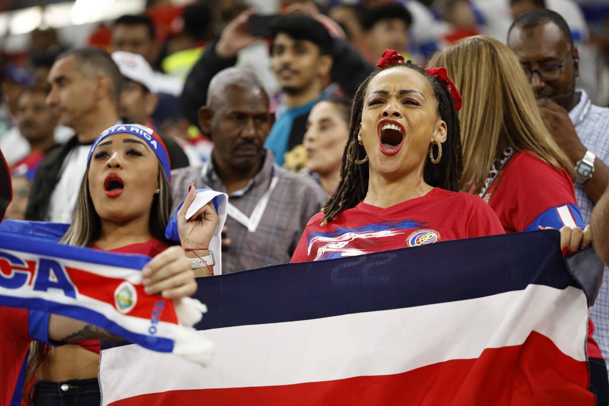 Mujeres de Costa Rica y España causan euforia en Qatar