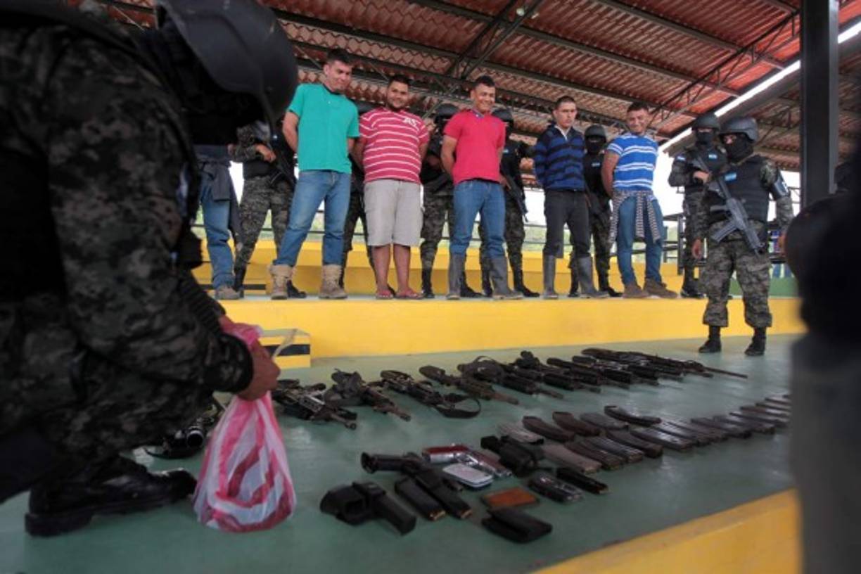 La captura se efectuó esta mañana en el río Patuca, cuando los sospechosos se transportaban una embarcación.