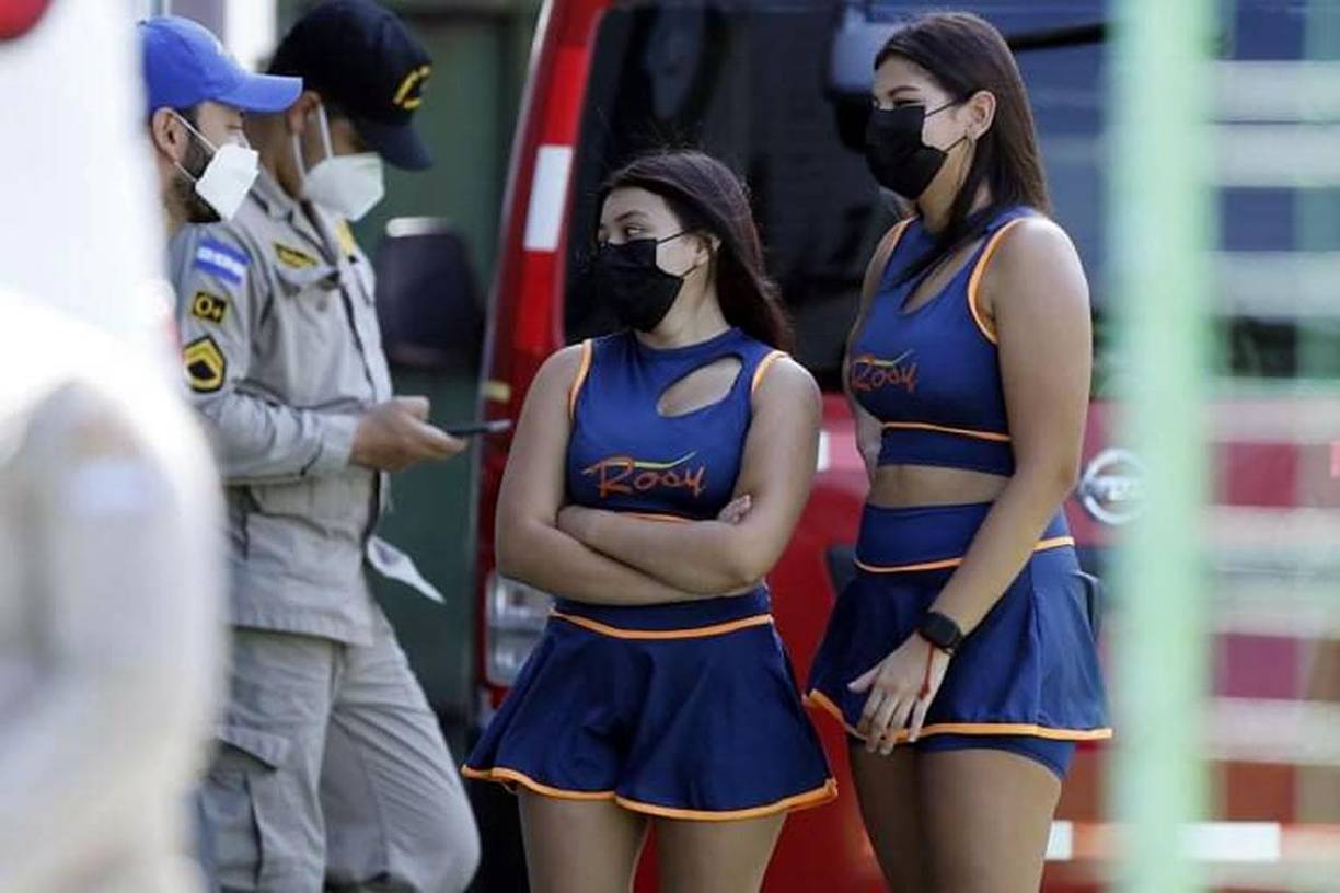 Las bellezas que robaron miradas en el estadio Yankel Rosenthal.