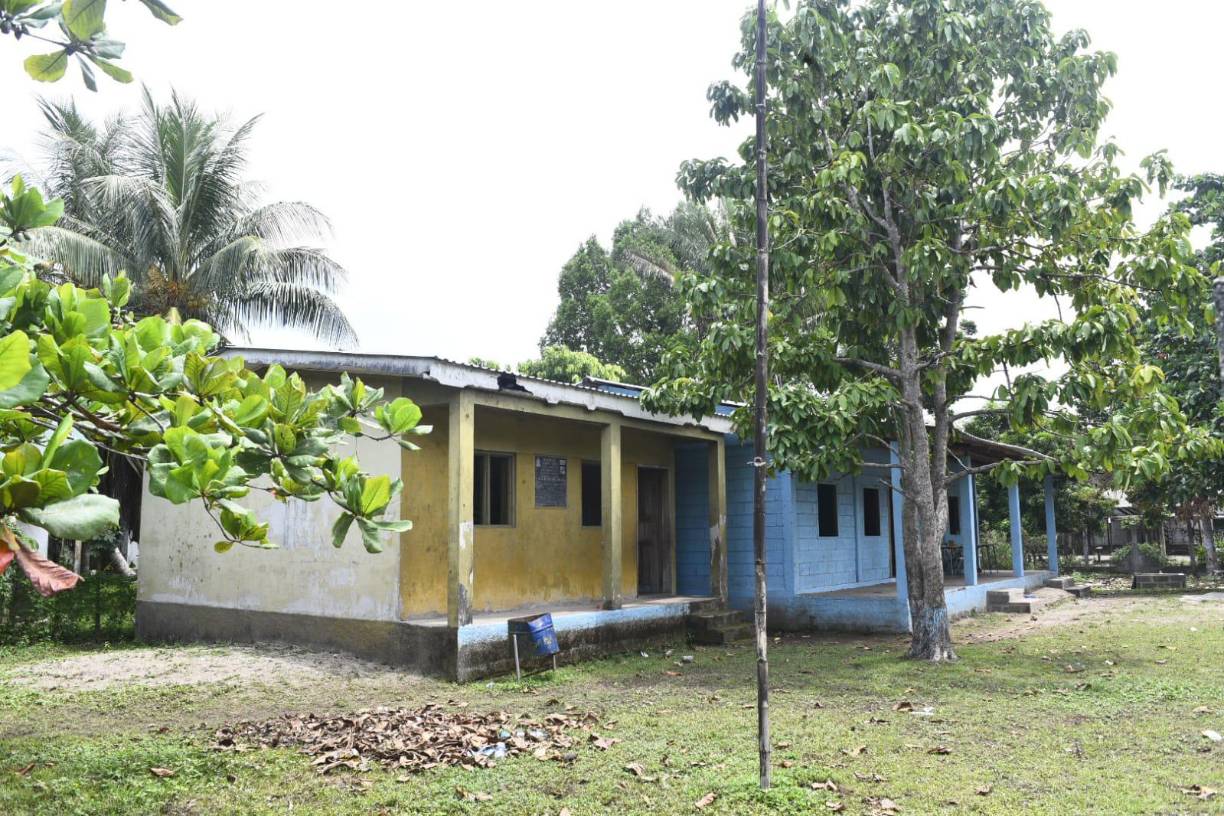  El subcomisionado de policía, Eduardo Rivera Thomas, quien está a cargo del destacamento policial en la aldea, dijo que por orden del alto mando se instaló el contingente de manera permanente e indefinida para darle seguridad a los pobladores.