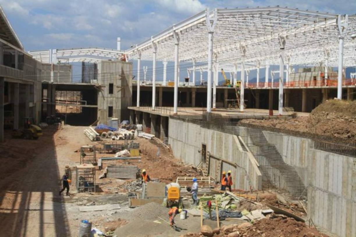 Por su parte, la concesionaria PIA dio a conocer un plan estratégico que tiene como objetivo agilizar el movimiento de productos de exportación.