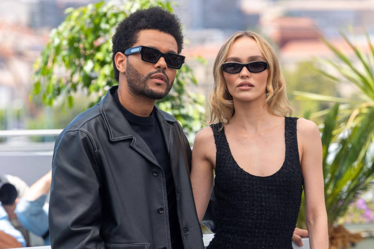 La serie “The Idol” (HBO Max) sacudió las redes sociales de todo el planeta desde su estreno por el papel interpretado por Abel Makkonen, más conocido como “The Weekend”, y por la alabada actuación de Lily Rose Depp (1999), protagonista e hija mayor de Johnny Depp.