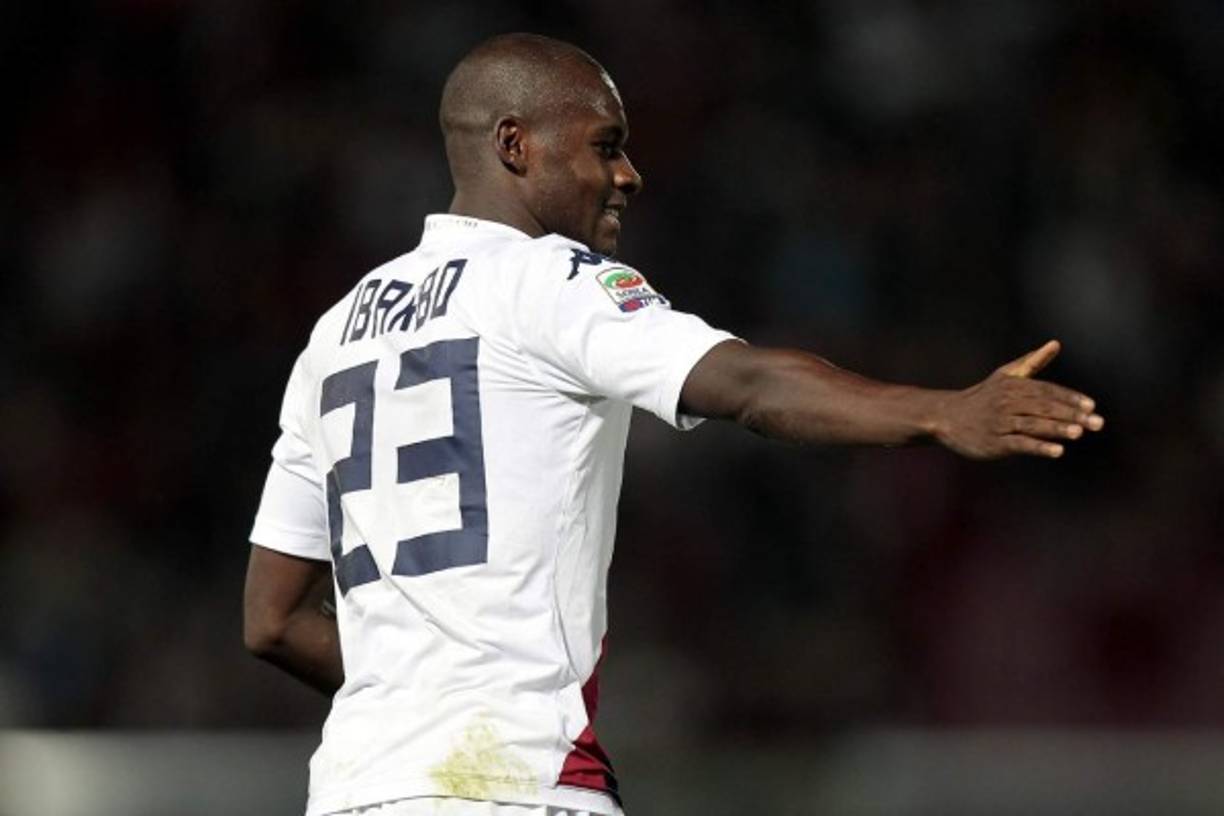 El delantero colombiano Víctor Ibarbo vuelve al Cagliari italiano, después de jugar cedido en la primera parte de esta temporada en el Panathinaikos griego.