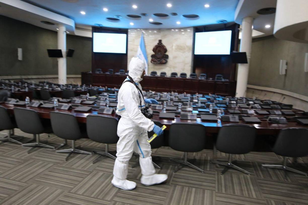 Aunque no proporcionó detalles precisos sobre lo que se encontró, este incidente ha generado una gran preocupación en el Congreso Nacional y se espera que las investigaciones arrojen luz sobre esta situación.