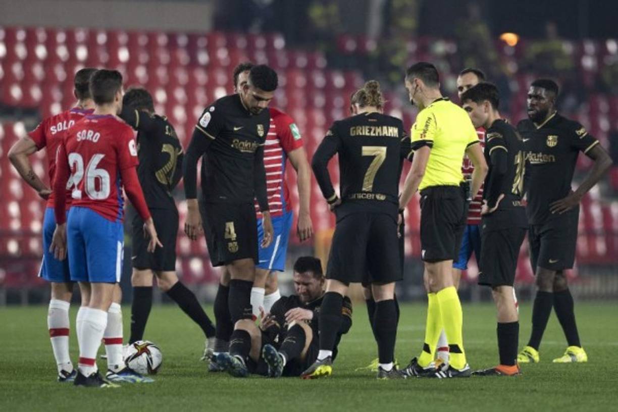 Lionel Messi fue bien marcado por los jugadores del Granada.