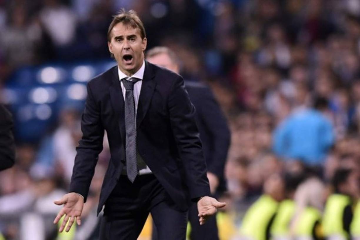 Julen Lopetegui no podía creer el descuento y estuvo nervioso en los minutos finales del juego.