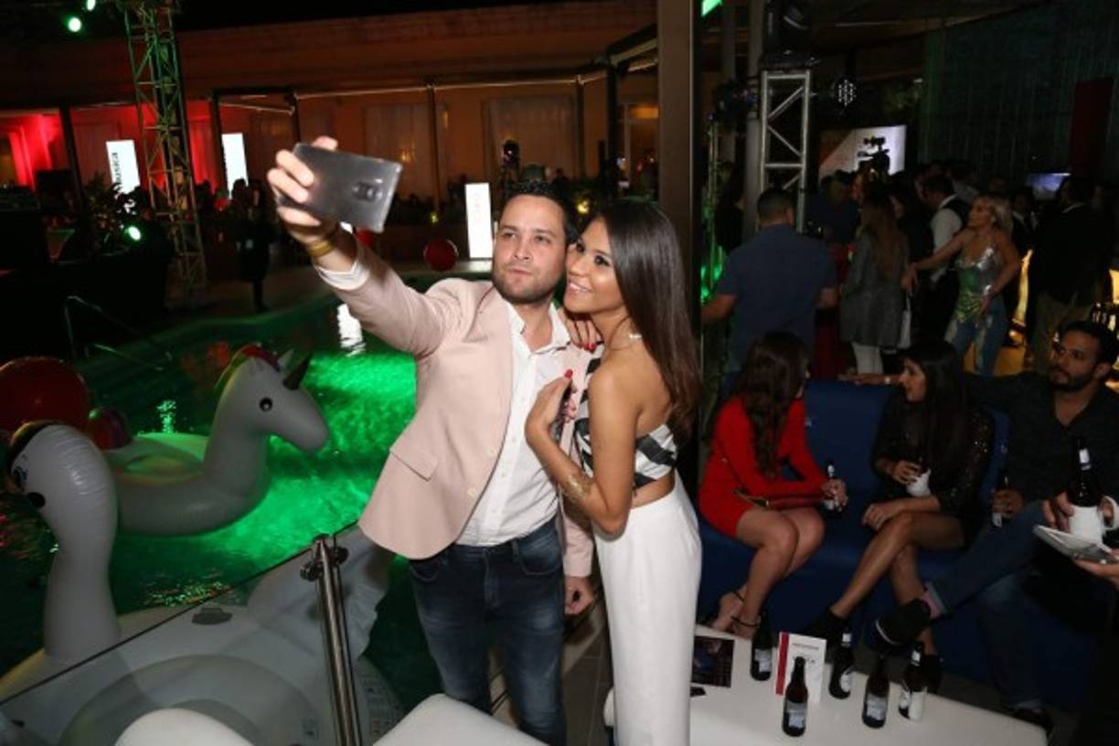 Kervin García y Alondra Caraccioli.