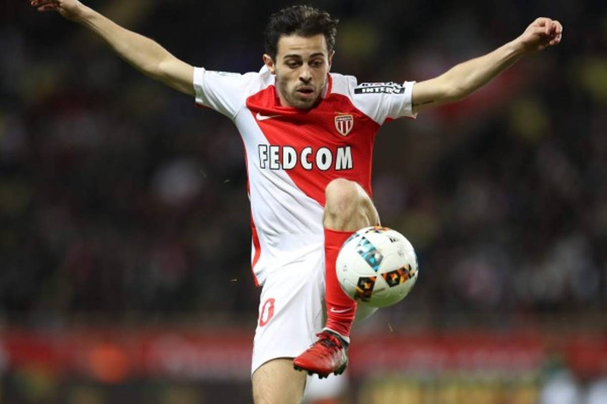 Bernardo Silva: Con la posible salida de Hazard del Chelsea, Antonio Conte ve en el jugador del Mónaco un buen sustituto para la próxima campaña.