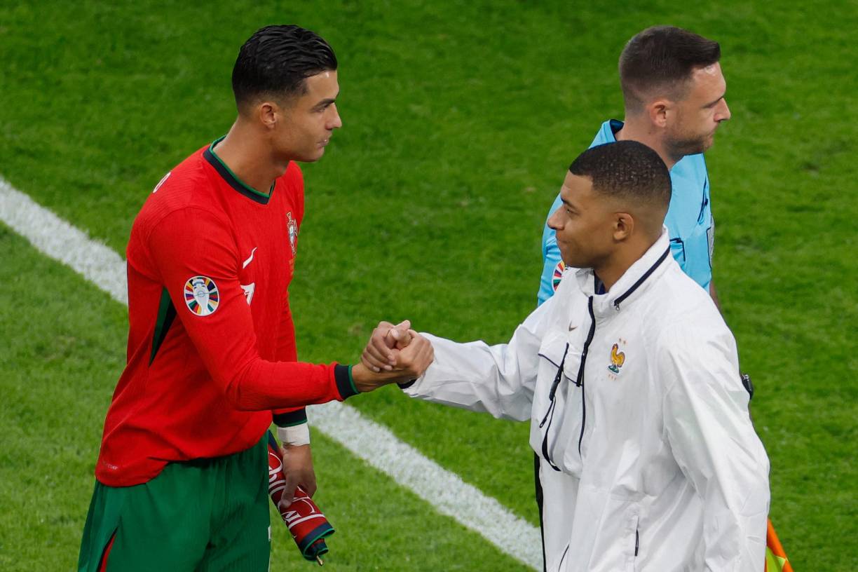 El partido generó revuelo por sus protagonistas, Cristiano Ronaldo y Mbappé, el ídolo y el alumno se enfrentaban una vez más con sus selecciones.