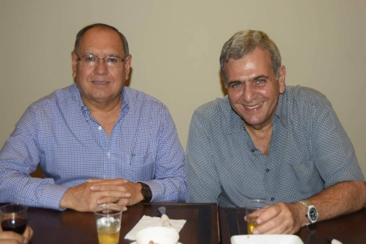 Virgilio Galo y Charlie Larach.