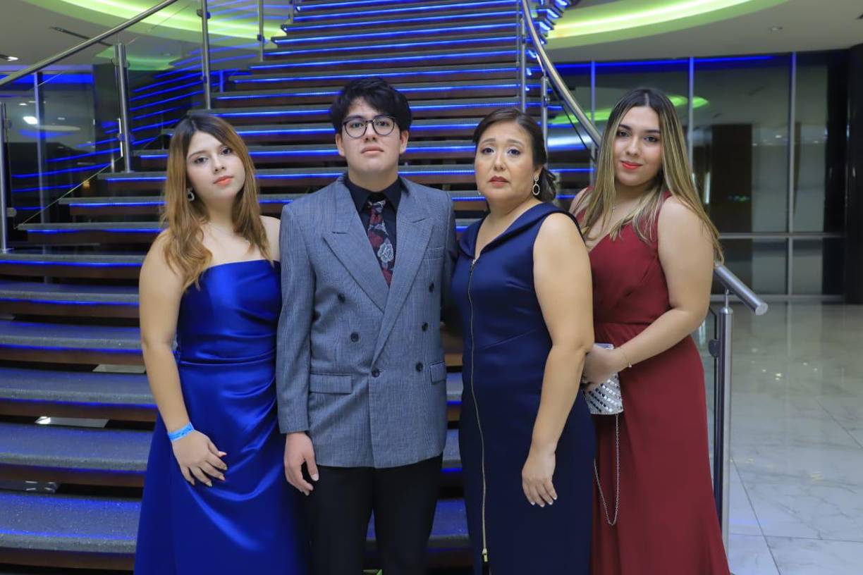 Prom Night de los seniors de la Kiddy Kat &amp; Morazzanni