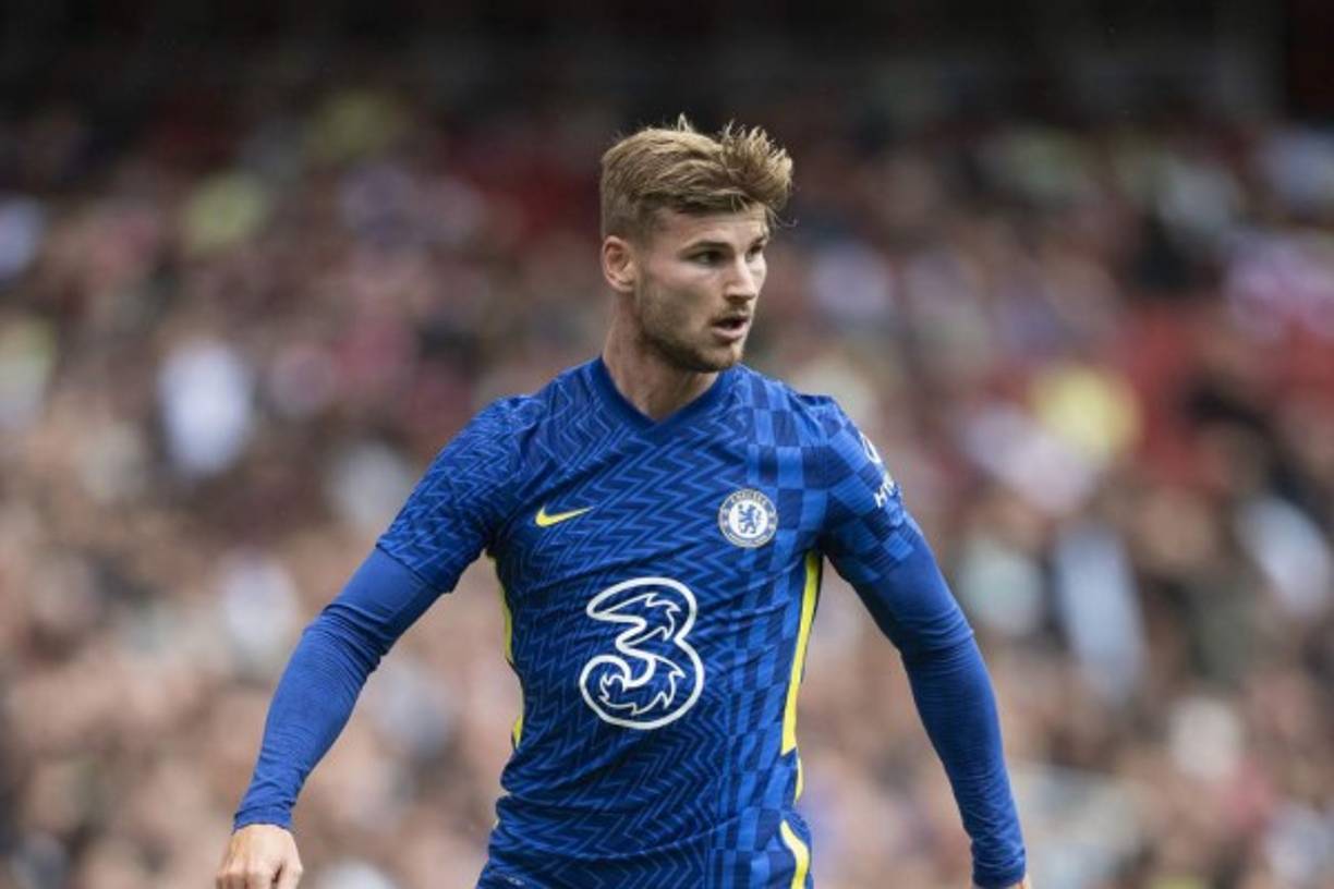 Timo Werner es declarado transferible en el Chelsea. Según Todofichajes, la realidad es que el técnico Thomas Tuchel lo considera transferible y sería bueno completar su salida para seguir embolsando dinero. El valor del futbolista alemán alcanza los 65 millones de euros pese a la irregular temporada pasada, por lo que será difícil que algún equipo acepte abonar su fichaje este verano, otra cosa sería una cesión.