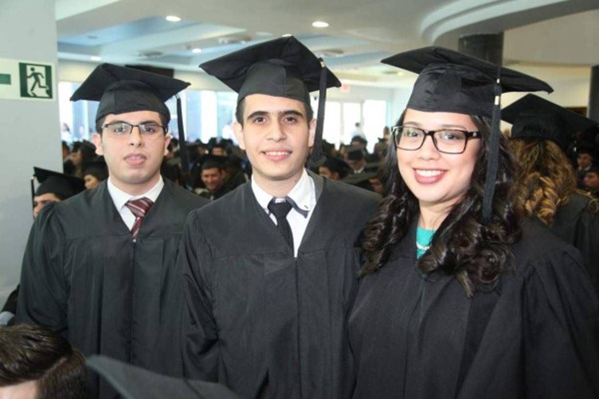 José Ibarra, Rafael Sequeiros y Ángela Delgado.