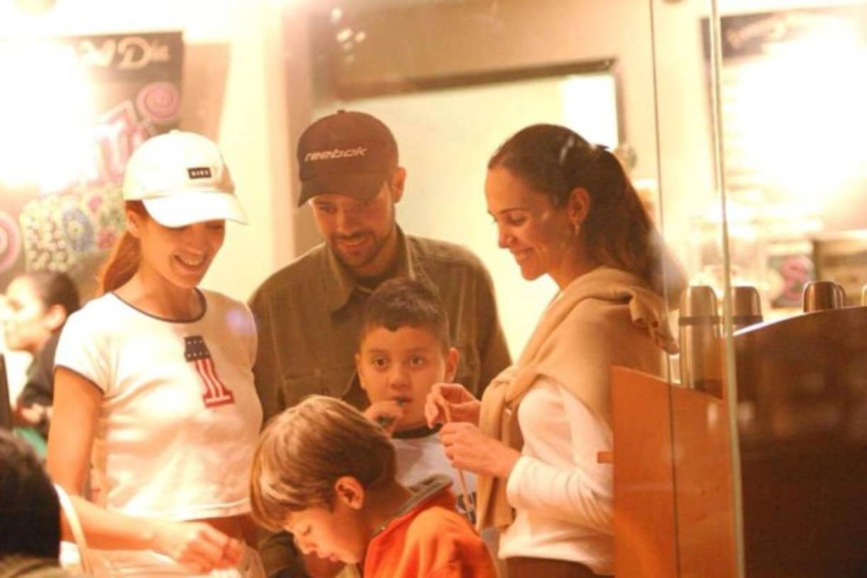 Esta imagen circula en las redes sociales donde se menciona que Adela Noriega se encuentra en México y lista para regresar a la novelas.