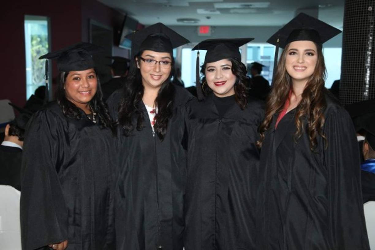 Norma Maldonado, Madeline Recinos, Laura García y Melanie Chahín.