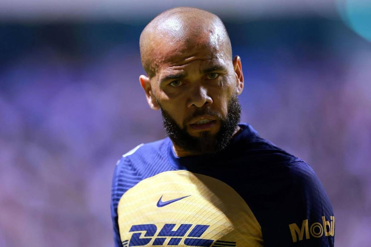 Tras esperar la resolución judicial en los calabozos de la Ciudad de la Justicia, el ex jugador del FC Barcelona fue ingreado el viernes 27 de enero en la cárcel Brians 1 de Sant Esteve Sesrovires.