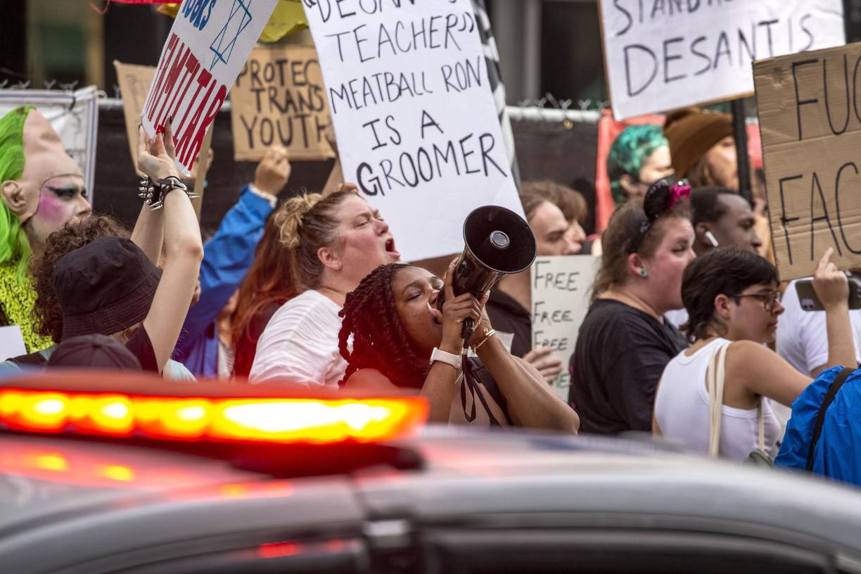 En julio entrará en vigor una de las leyes migratorias más duras de EEUU, que equiparará a los inmigrantes indocumentados con delincuentes y castigará a quienes los ayuden. 