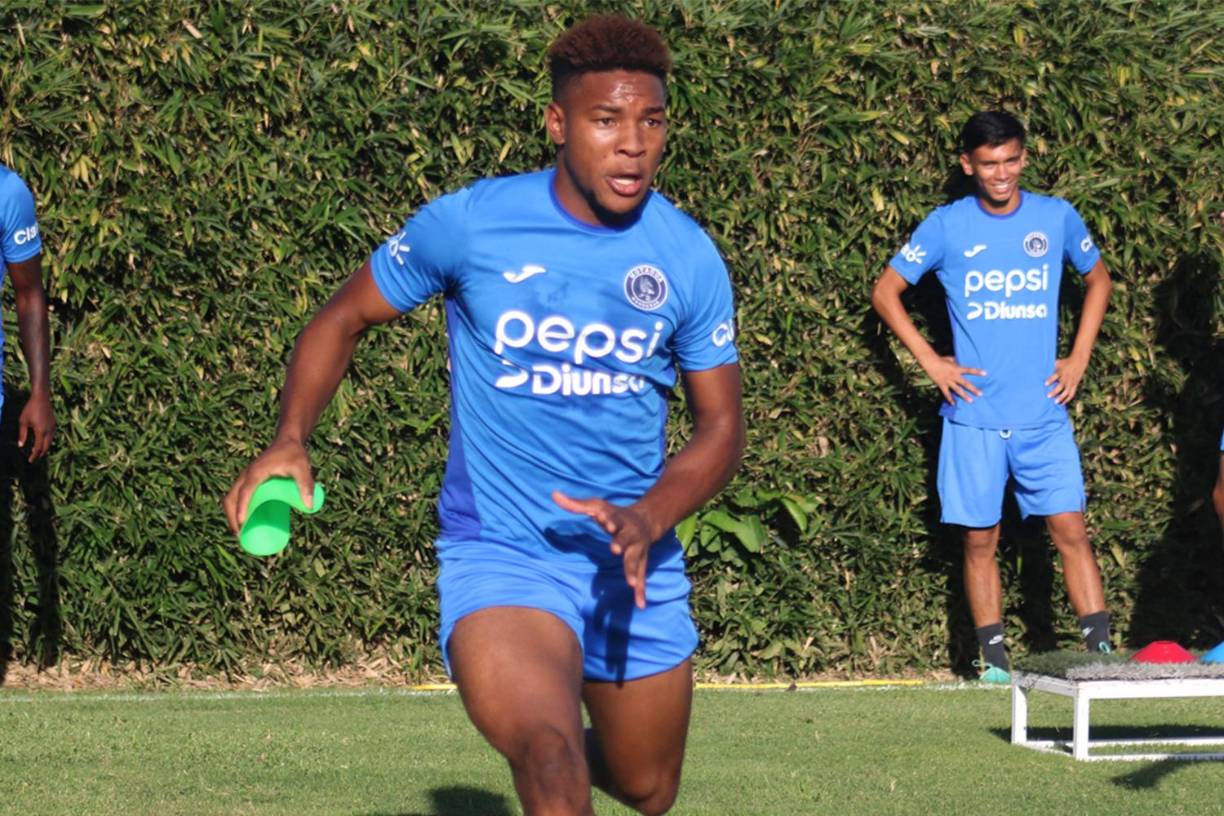 Yeison Mejía: Tras varias semanas de baja por lesión, se espera su regreso ante CAI y estaría como extremo por el sector izquierdo. 