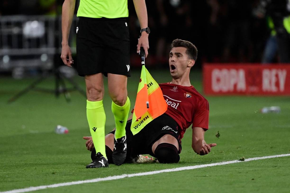 Lucas Torró celebrando su golazo para el empate del Osasuna 1-1 contra el Real Madrid.