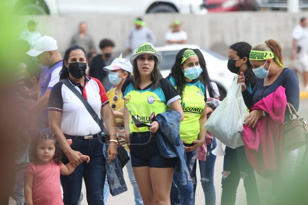 Un lindo ambiente familiar se ha podido ver en Juticalpa por la Gran Final de la Liga de Ascenso.
