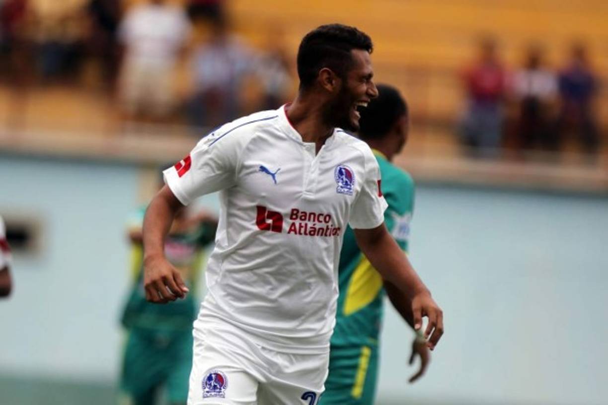 El mediocampista Alexander López es uno de los mediocampistas a los que se le terminó el contrato en el Olimpia, pero el club ya trabaja en su renovación.