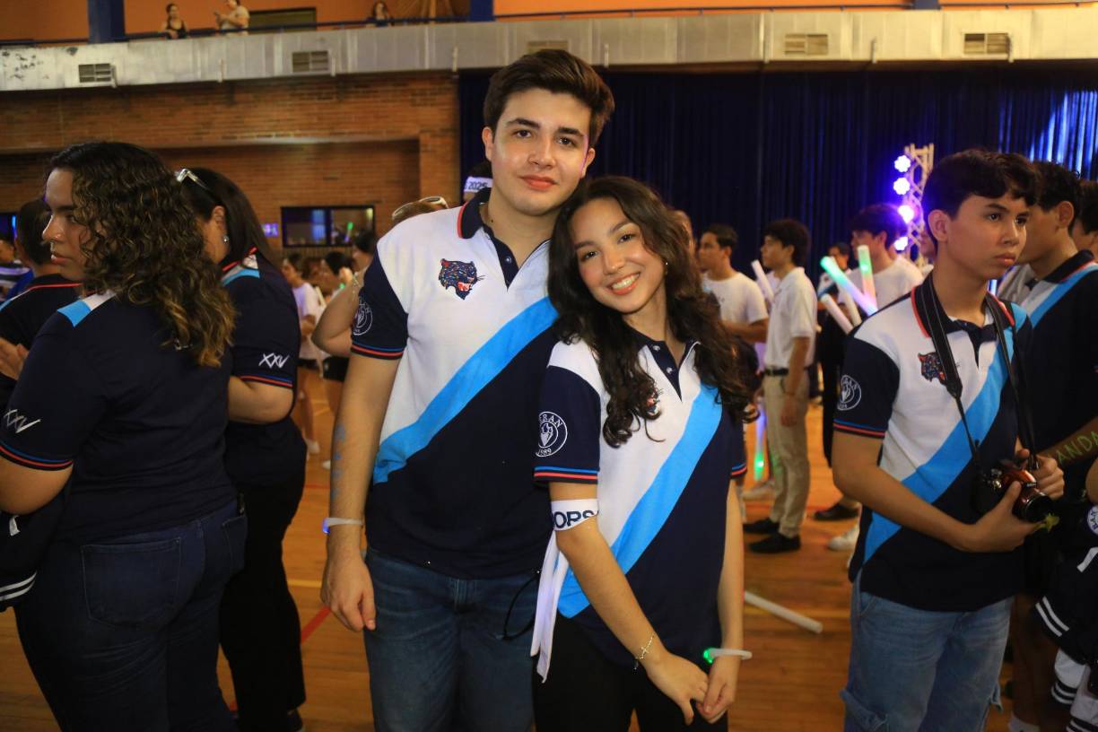 Gian Pitsikalis y Sashi Su