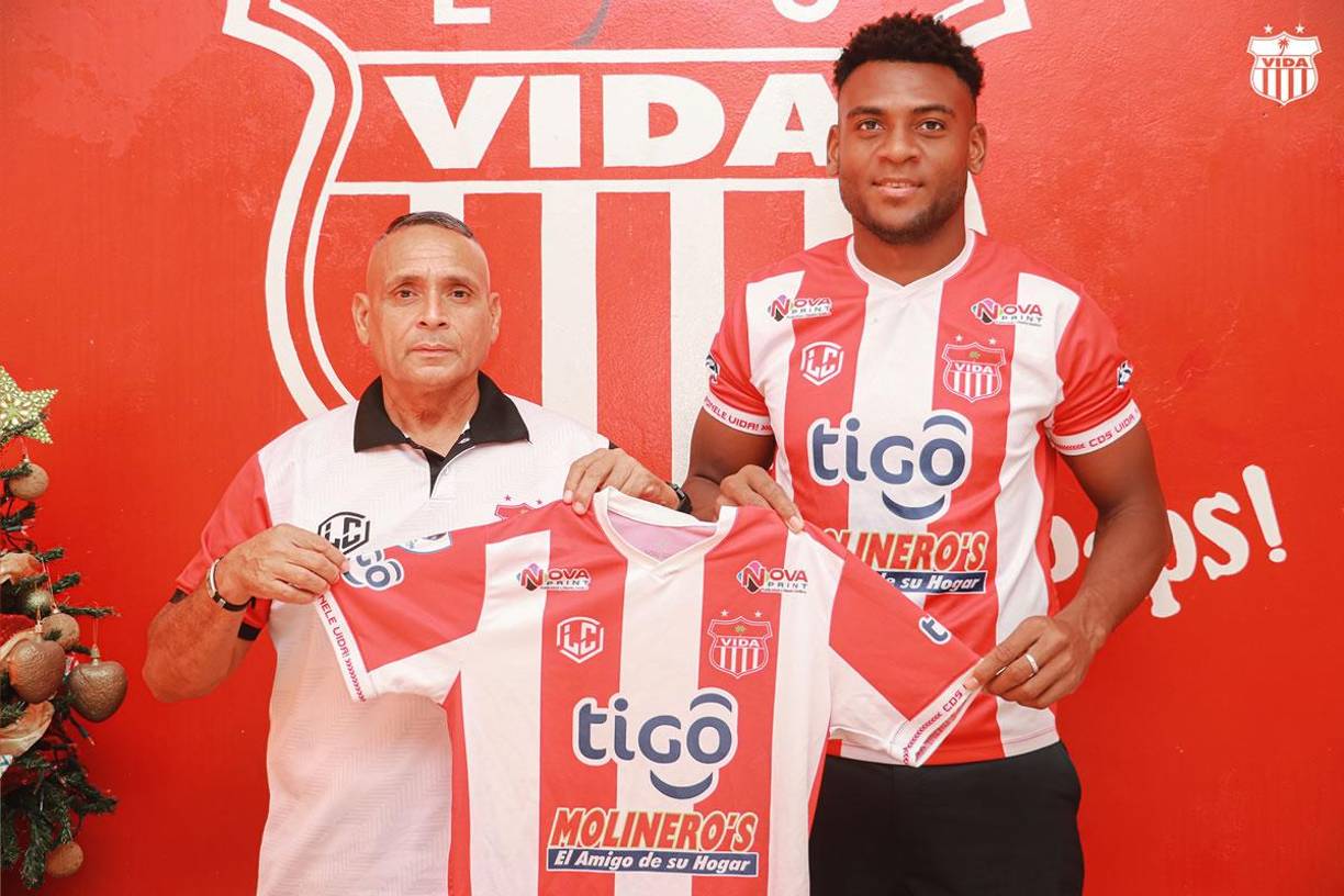 El defensa hondureño Hilder Colón también llega al Vida tras finalizar su vínculo con el Victoria.