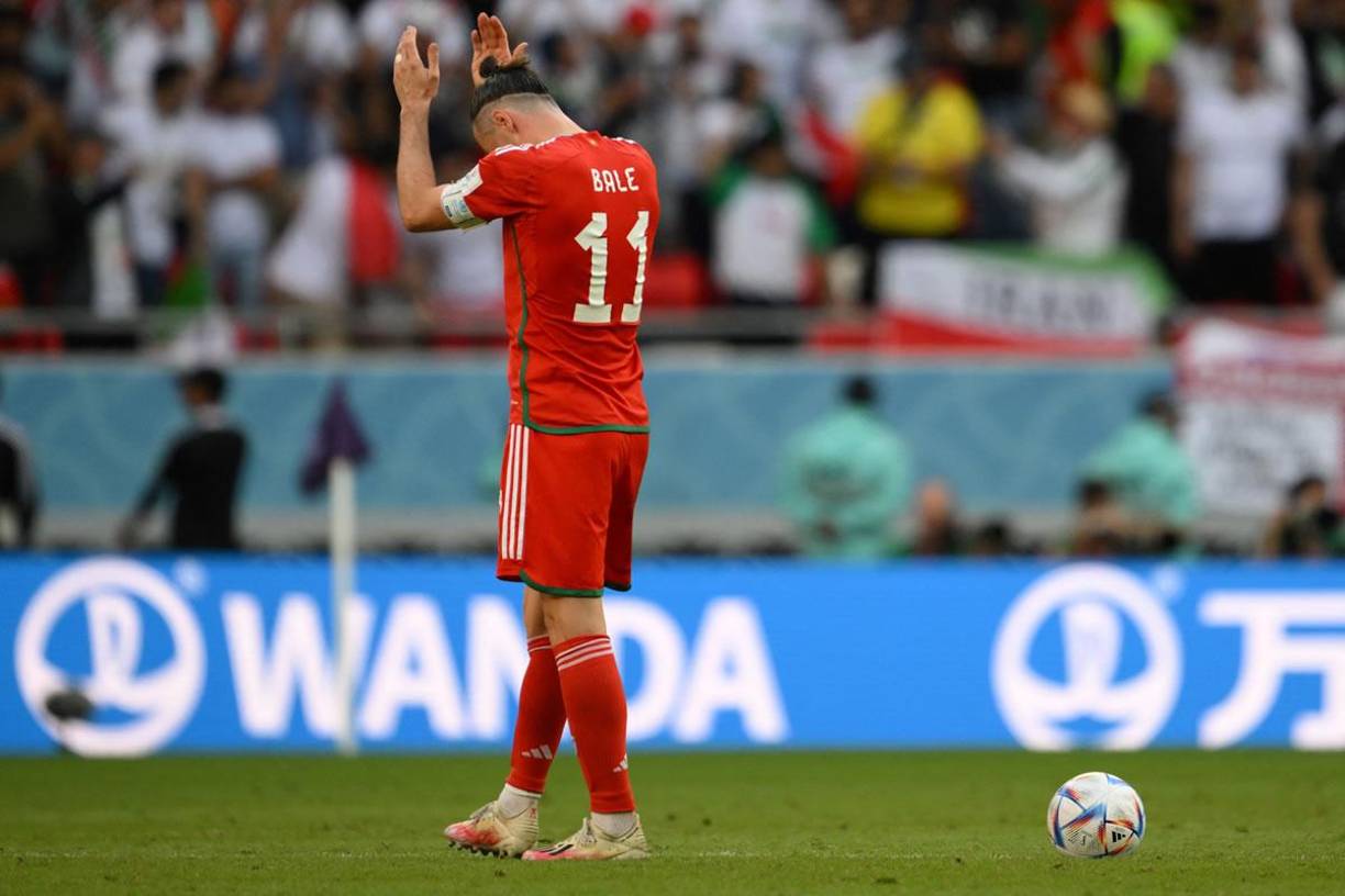 Gareth Bale aplaudió el apoyo de los aficionados galeses.