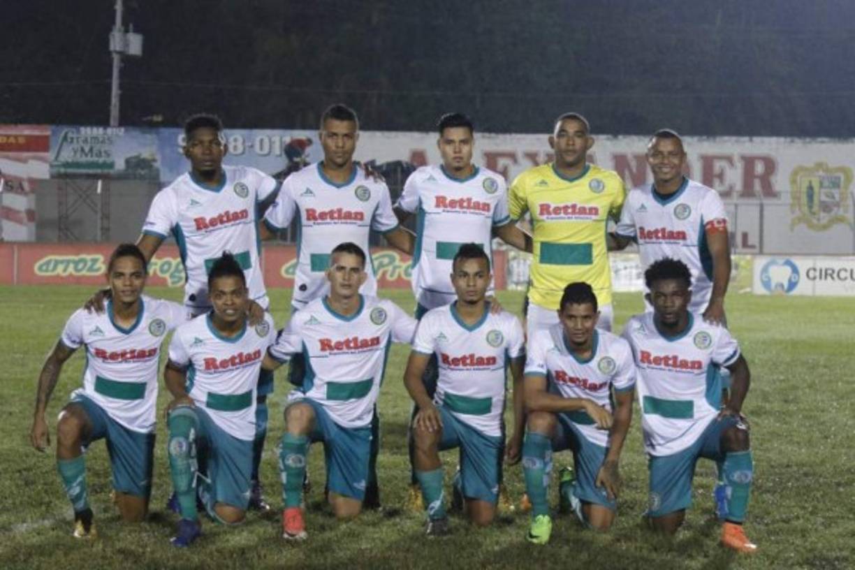 El Juticalpa FC anda en la busca de un delantero.