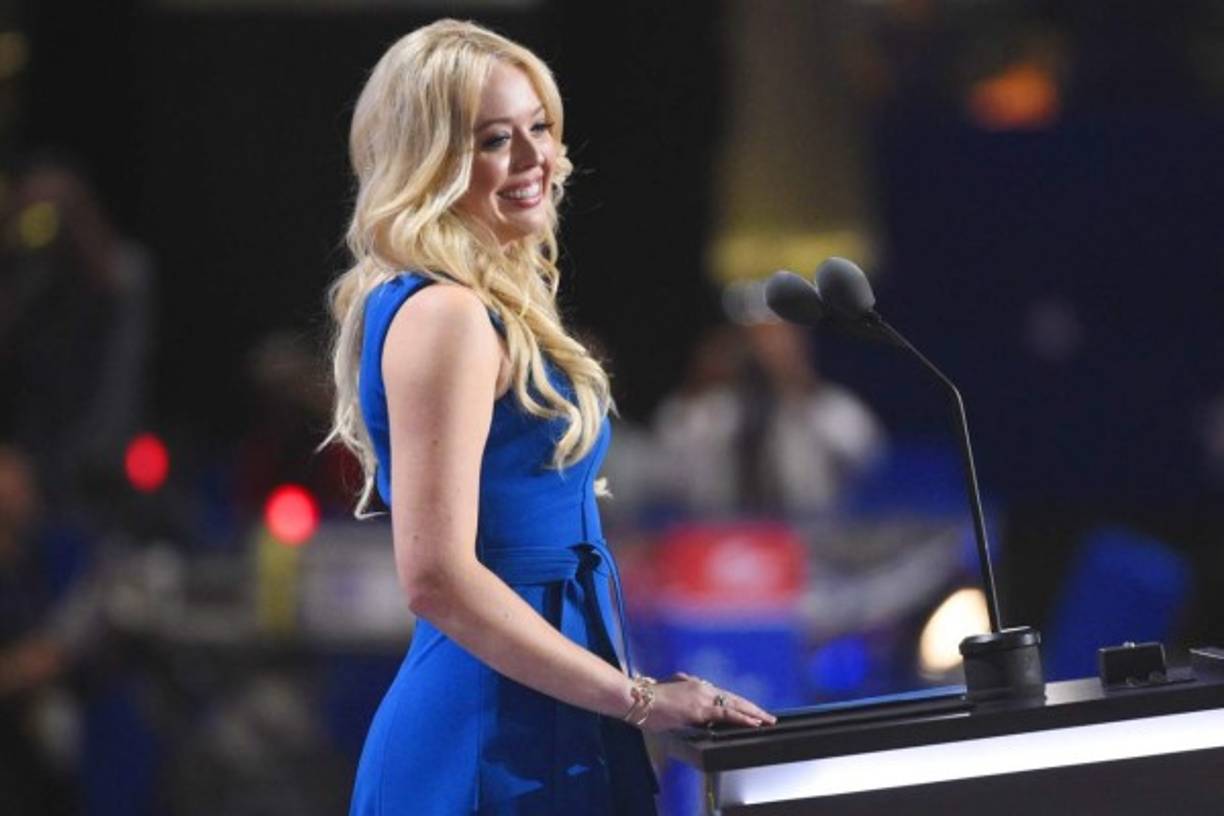 Tiffany Trump es la única hija del matrimonio de Donald Trump con la actriz y modelo Marla Maples. Tiffany estudia Sociología y Concentración en Estudios Urbanos en la universidad de Pensilvania. También fue modelo y cantante, grabó un disco en 2011. Es una asidua usuaria de las redes sociales, especialmente Instagram y Twitter, al igual que su padre.
