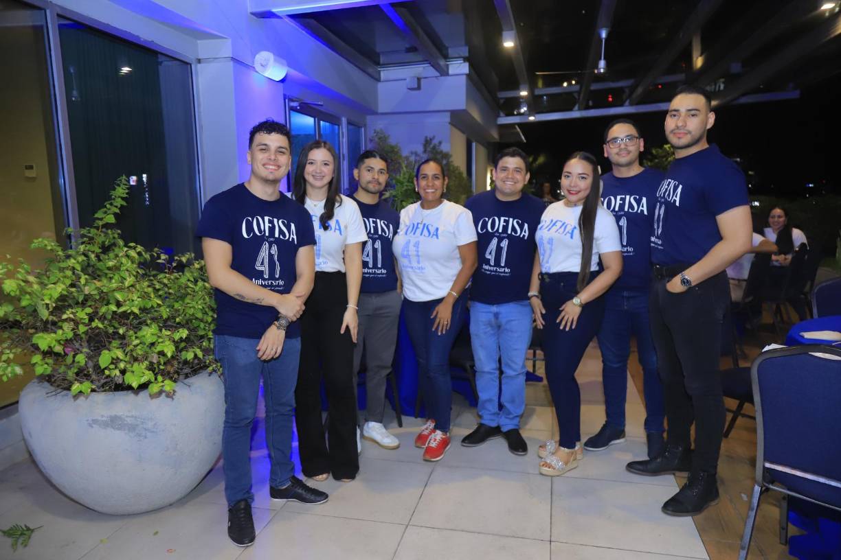 David Jiménez, Nicole Leiva, Alexander Zepeda, Claudia Palma, Darwin Muñoz, Wendy Zúniga, Elias Belot y Abel Alvarado