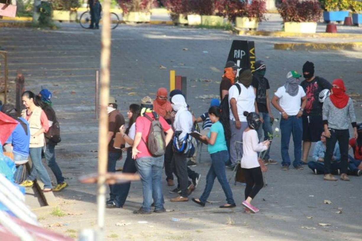 Los estudiantes que permanecieron por 22 días en la toma dijeron que van a seguir con las acciones.