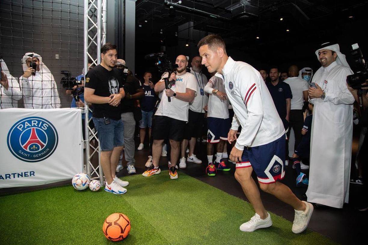 Ander Herrera: El centrocampista español encabeza la lista de los jugadores que no entran en los planes del PSG para la presente campaña.