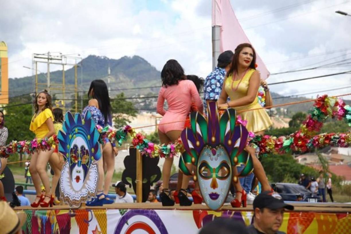 Las capitalinas en su máximo esplendor.