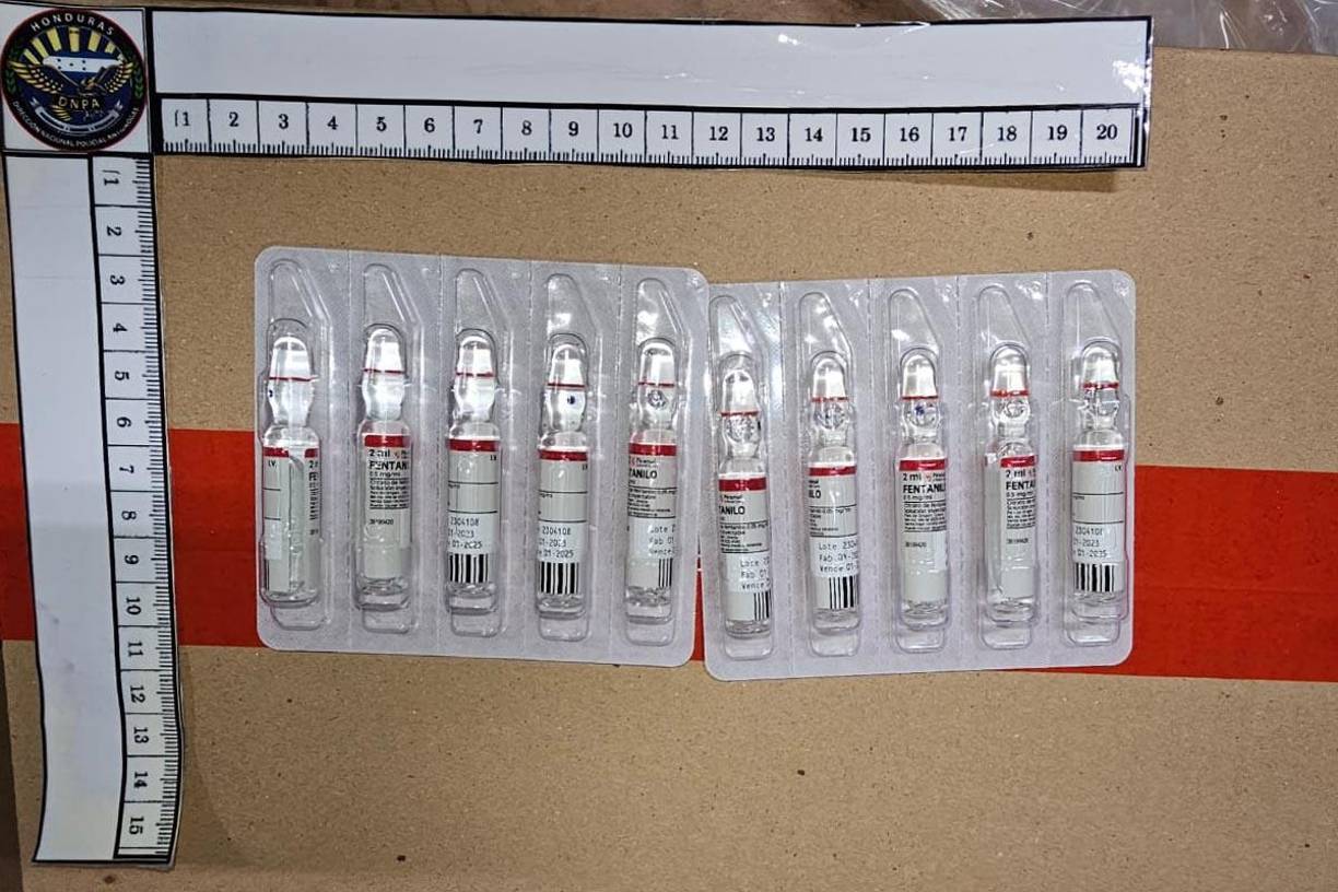 La incautación de fentanilo en Puerto Cortés fue ejecutada en una operación de la Policía Nacional en conjunto con la Dirección Nacional Policial Antidrogas (DNPA), Aduanas de Honduras y el Ministerio Público.