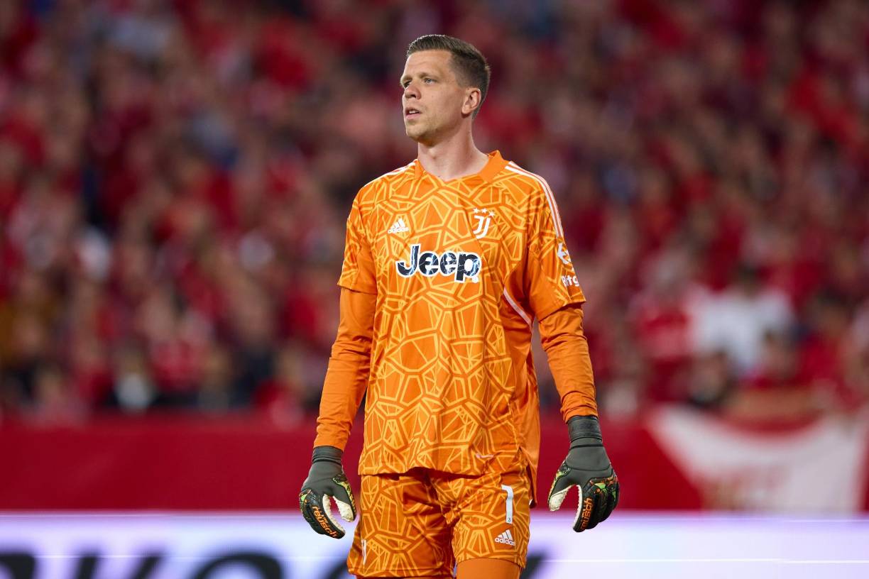 Szczesny a TVP Sport: “¿Arabia Saudita? No me falta dinero en la vida. Prefiero los desafíos geniales. Y defender el arco de la Juventus es el mejor desafío que puedo darme”.