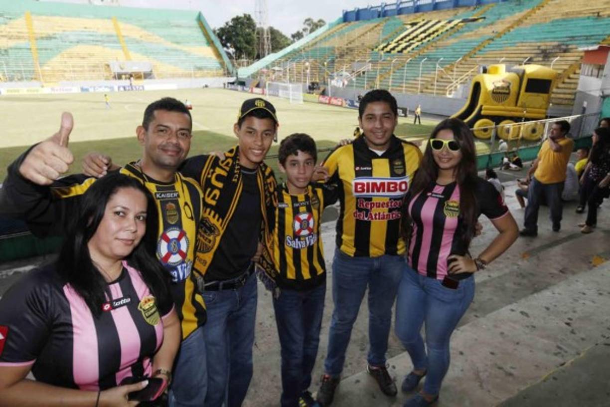 Kobe Bryant's Lakers jerseys are displayed during the 'Celebration of Life for Kobe and Gianna Bryant' service at Staples Center in Downtown Los Angeles on February 24, 2020. - Kobe Bryant, 41, and 13-year-old Gianna were among nine people killed in a helicopter crash in the rugged hills west of Los Angeles on January 26. (Photo by Frederic J. BROWN / AFP)