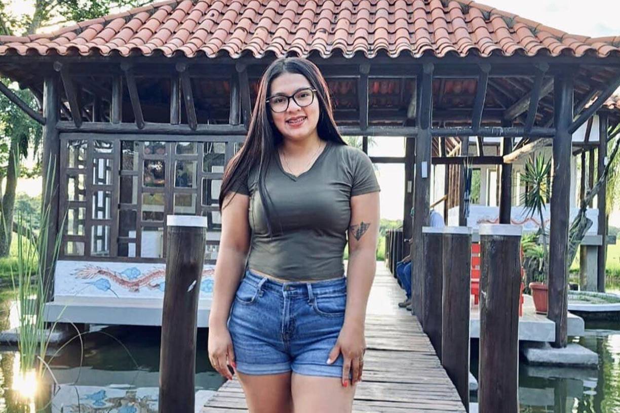 Robín Gutiérrez cumplía funciones en la Alcaldía de Santa Cruz de la Sierra, pero fue aprehendido por el delito de concusión, al ser descubierto sacando dinero al propietario de local Que Churro Bolo para otorgarle licencia de funcionamiento. 