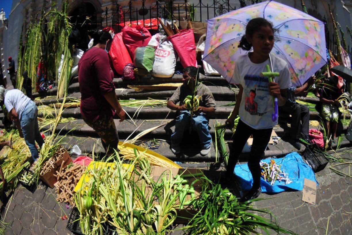 Esta actividad de los labriegos es una vieja tradición en el país centroamericano, de 9,7 millones de habitantes.