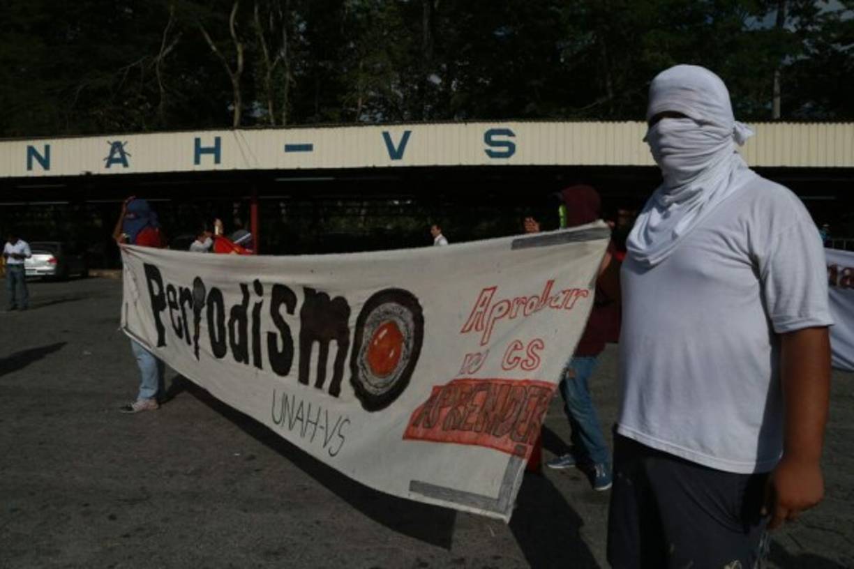 Los protestantes entregaron pacíficamente las instalaciones de la Unah-vs.