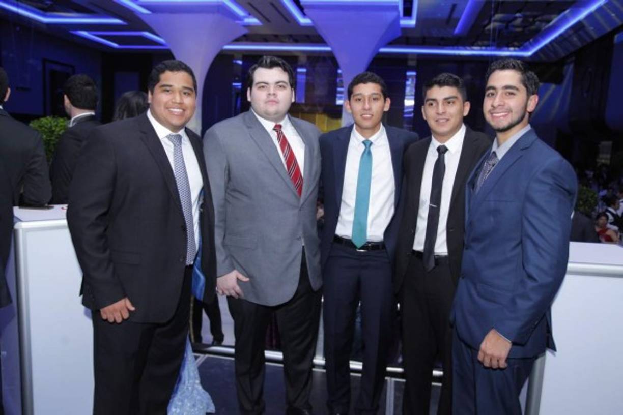 Miguel Crespín, David Somoza, Mario Vallecillo, Melvin Orellana y Juan Carlos Cervantes.