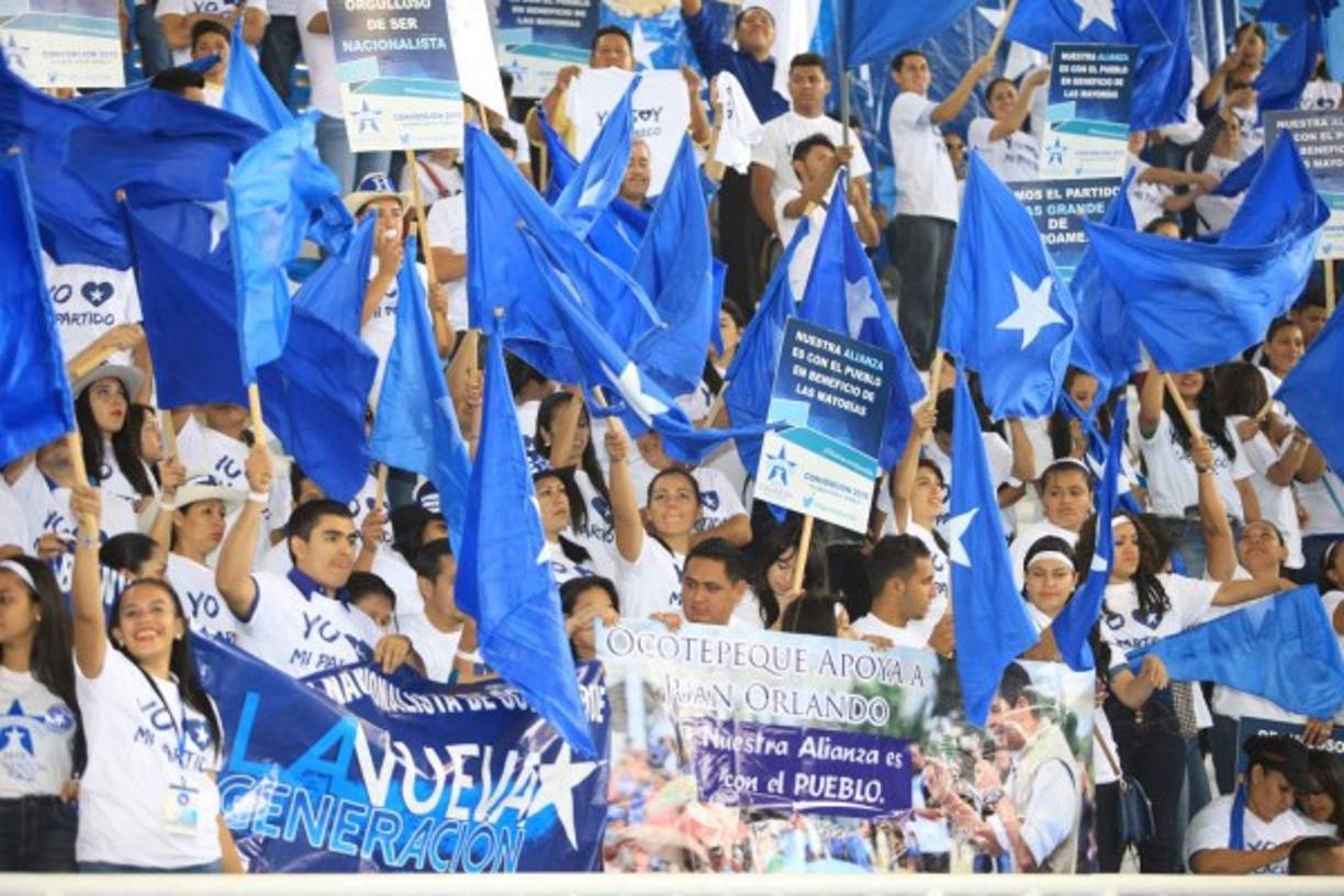 Nacionalistas de todo el país asistieron a la convención.