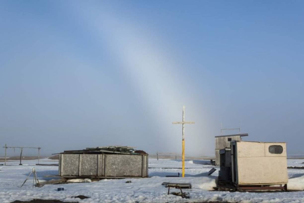 La principales actividades de los habitantes son la recolección y la caza de animales como ballenas y focas, entre otros.