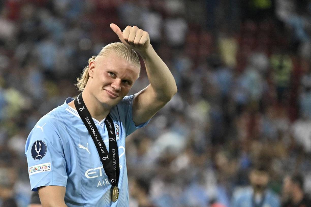 Rafaela Pimienta, abogada y representante de Erling Haaland, deja la puerta abierta al Real Madrid. La agente ha asegurado a El Chiringuito que su jugador “tiene el destino en sus manos”, con la cláusula liberatoria de 2024 en el horizonte. “La puerta abierta puede significar muchas cosas. Nuestro jugadores pueden tener la sensación que tienen su destino en sus manos”, dijo.