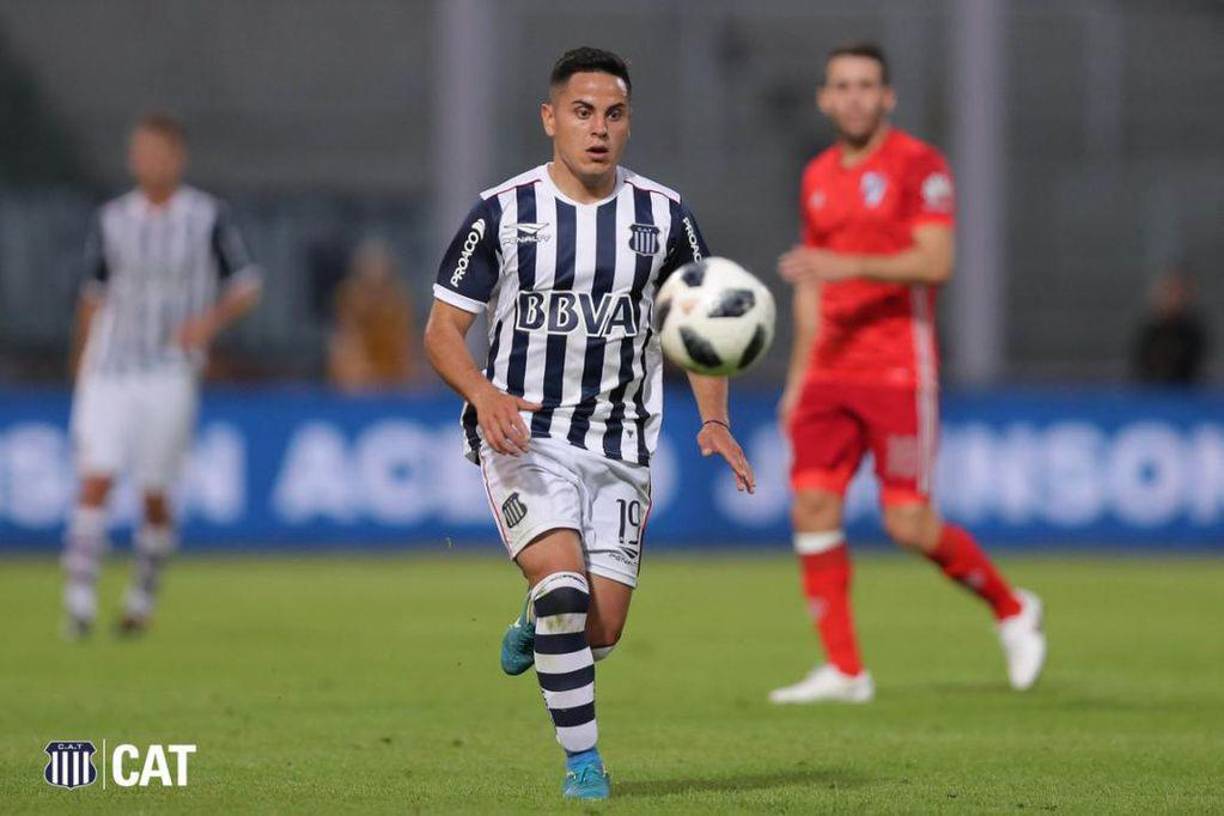 El atacante argentino Mauro Ortiz jugará en el campeón Motagua. El delantero de 27 años de edad llega proveniente del Patronato de su país y siendo ficha del Talleres de Córdoba.